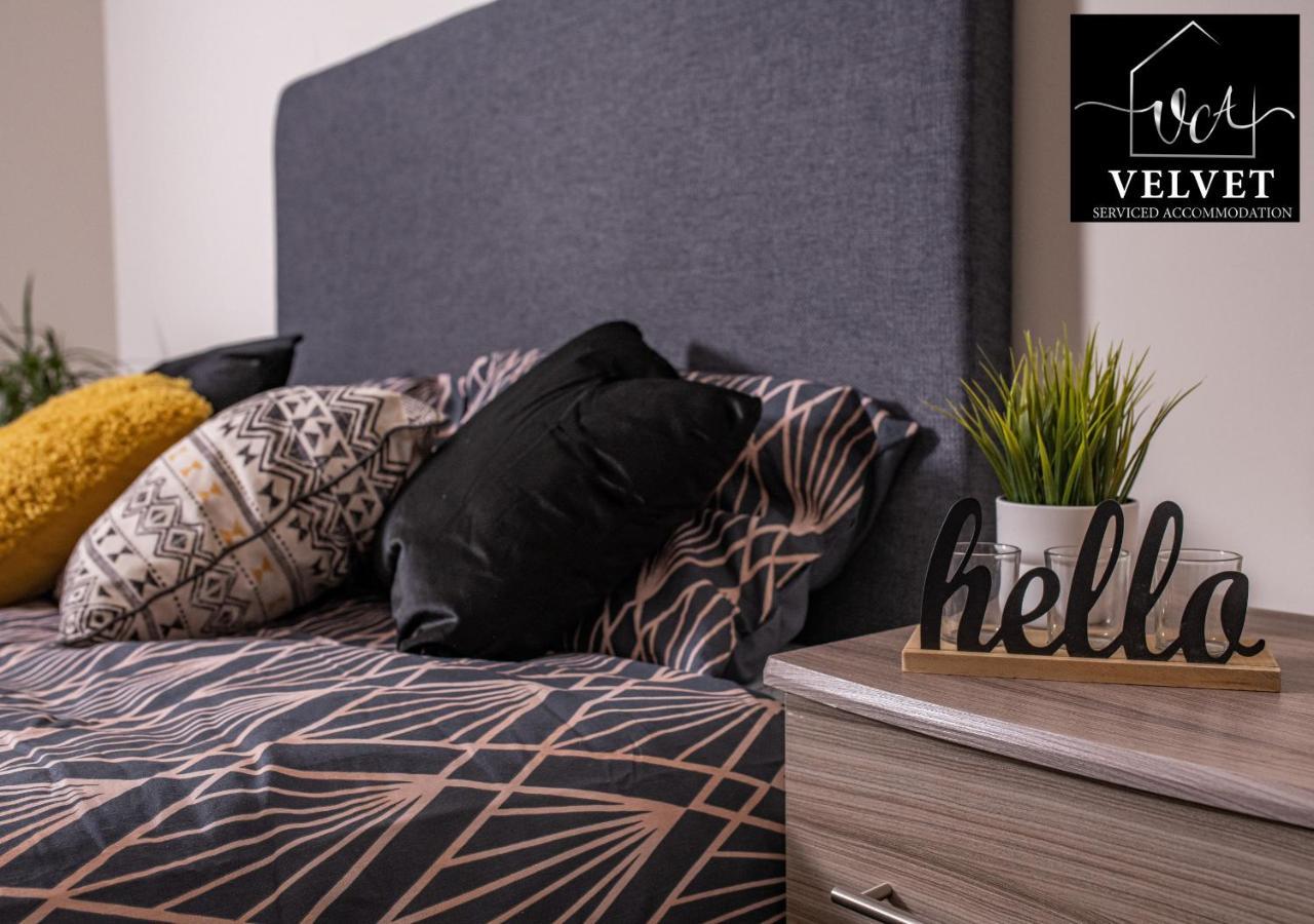 1 Bed House , Free Wifi,Free Parking,Leasure,Business Apartman Swansea Kültér fotó