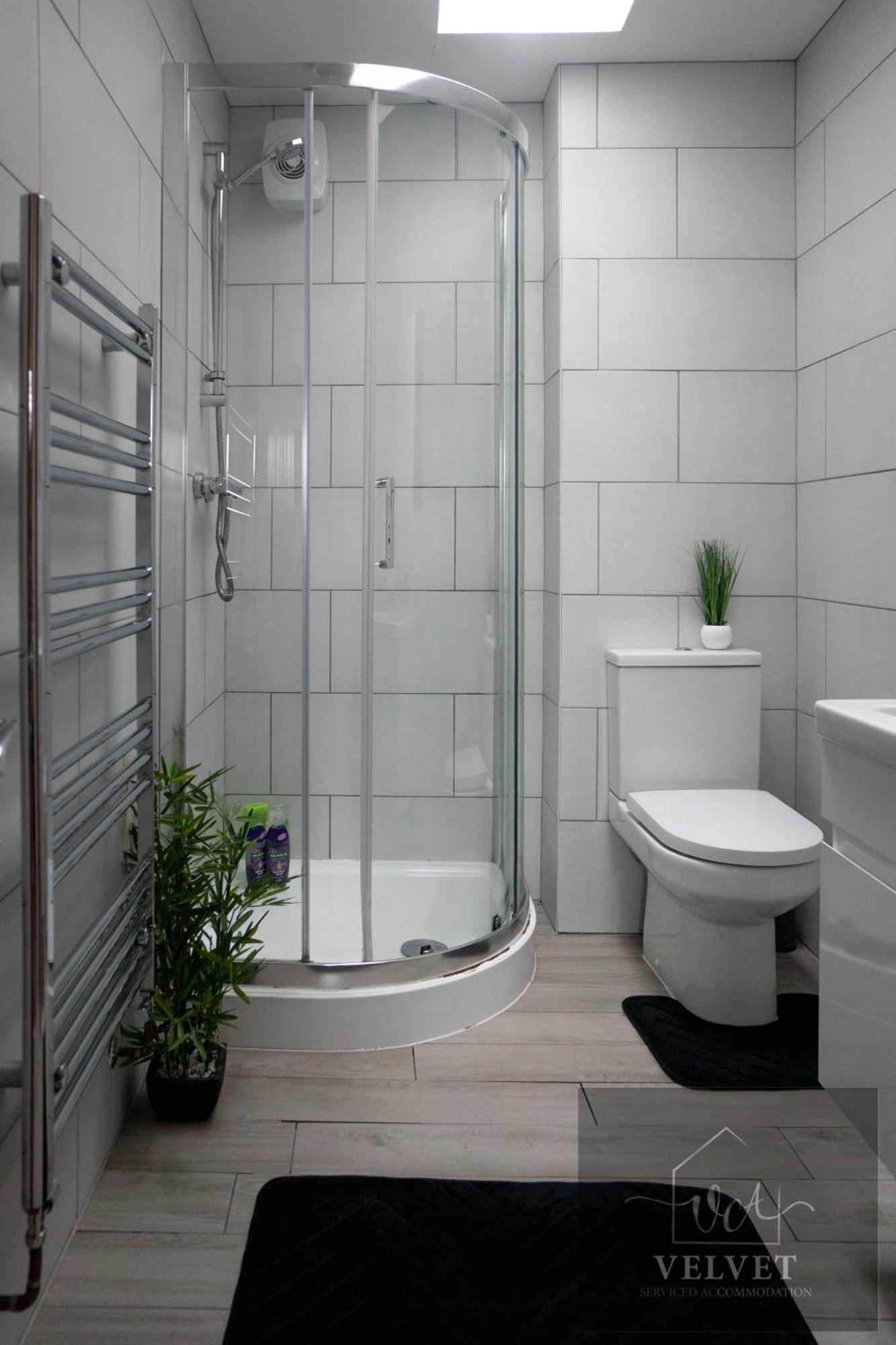 1 Bed House , Free Wifi,Free Parking,Leasure,Business Apartman Swansea Kültér fotó
